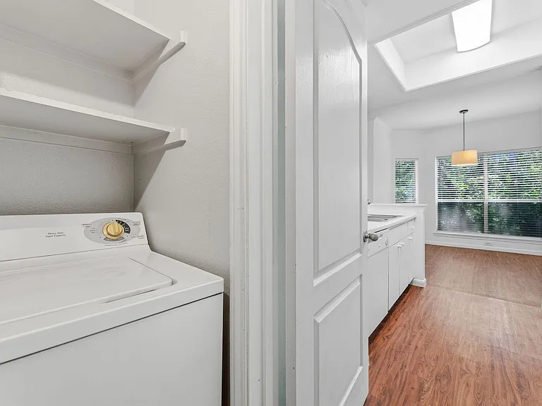 6000 Shepherd Mountain Cv #1605 — Photo 17