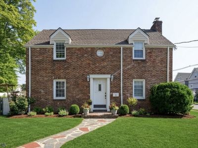 2 Lloyd Pl, Belleville, NJ, 07109