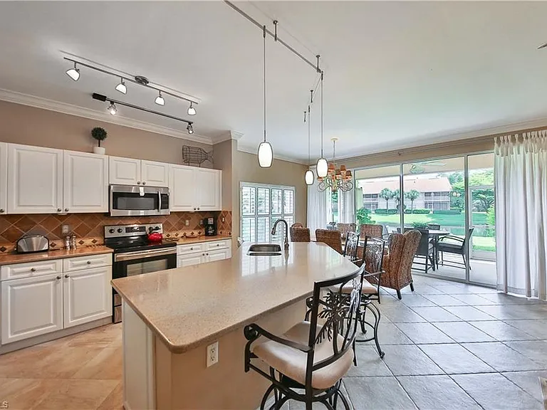 5105 Cedar Springs Dr #101 — Photo 4
