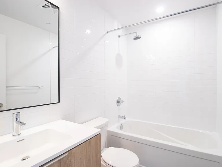 25 Nicholas Ave — Photo 44