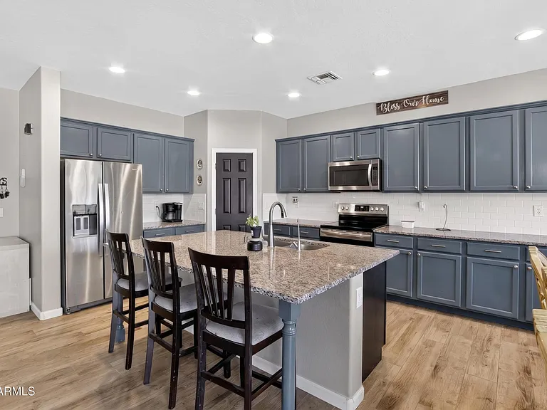 734 W Desert Seasons Dr — Photo 12