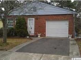 12 Wedgeport Dr, Toms River, NJ 08757
