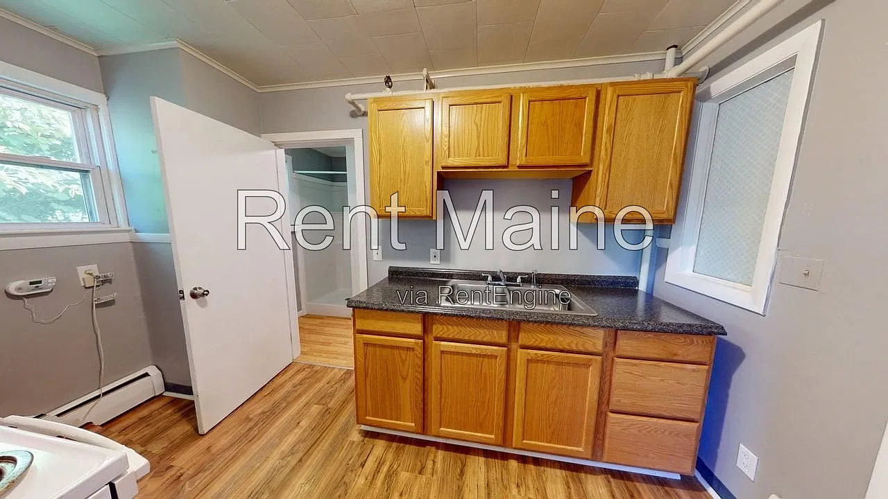 1 bed, 1.0 bath, $975 — Photo 1