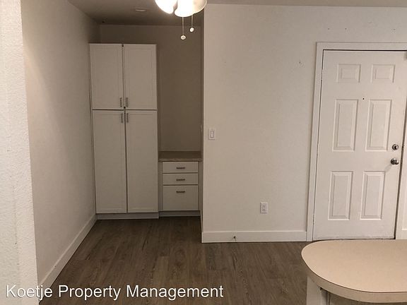 4th image of 31 NW Crosby Ave APT 206