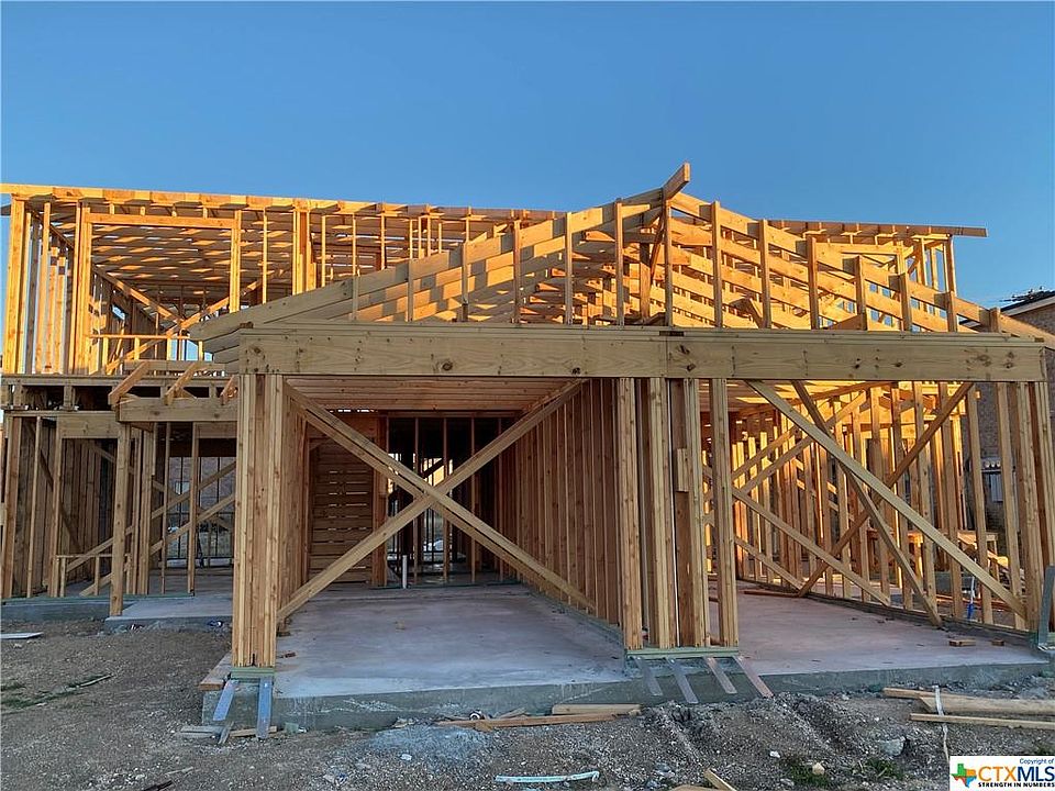 1st image of 2814 Leroy Cir