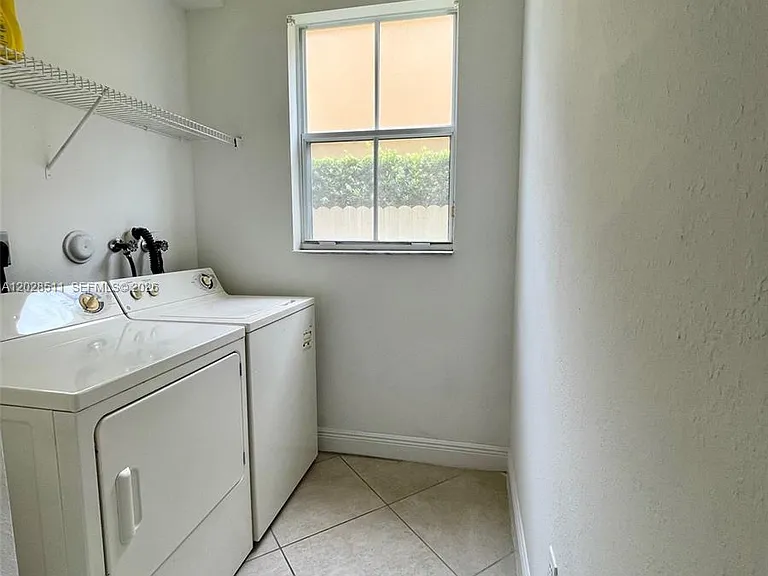 8230 SW 164th Ct — Photo 10