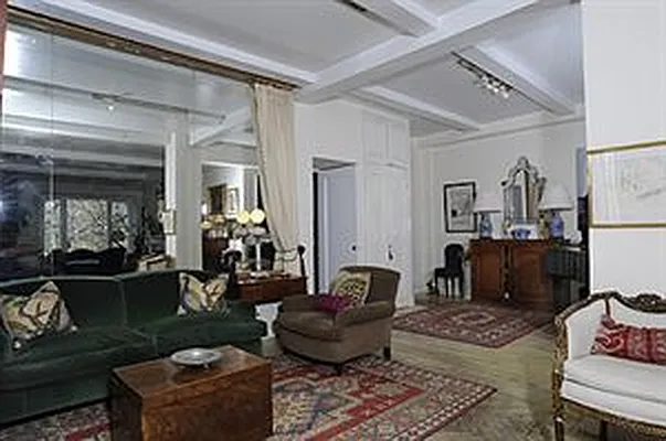 Sold by Douglas Elliman | media 21