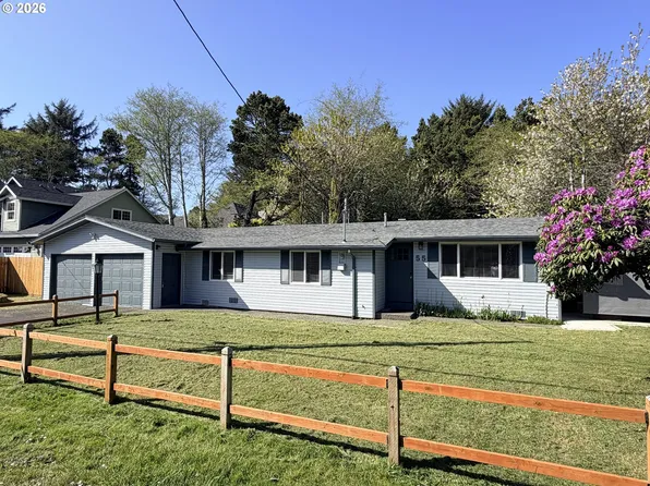 55 Alderwood St, Gleneden Beach, OR 97388
