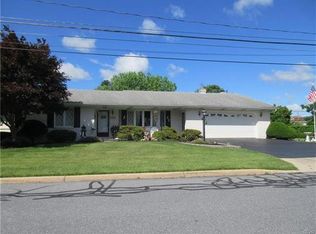 120 S Lincoln Ave, Walnutport, PA 18088