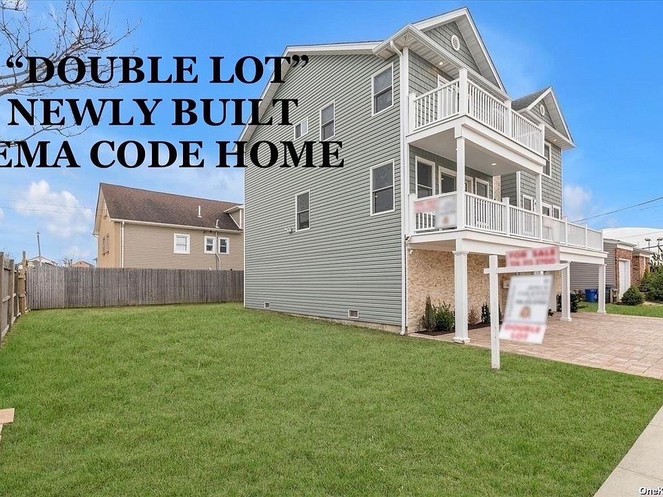 1st image of 318 E Bay Dr