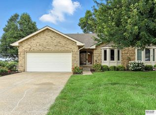 13218 Willis Cir, Omaha, NE 68164