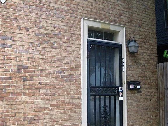 2nd image of 427 South St #429