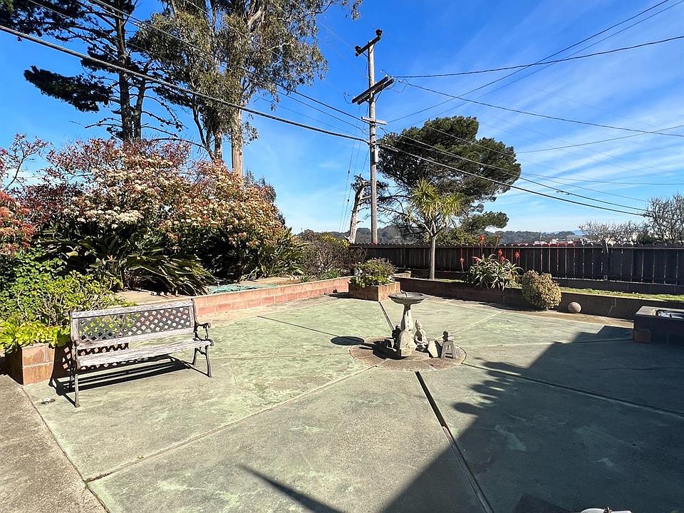 2nd image of 332 S Hill Blvd
