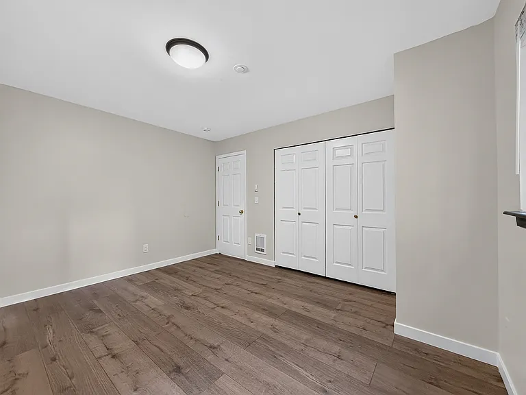 113 W Casino Rd #A — Photo 13