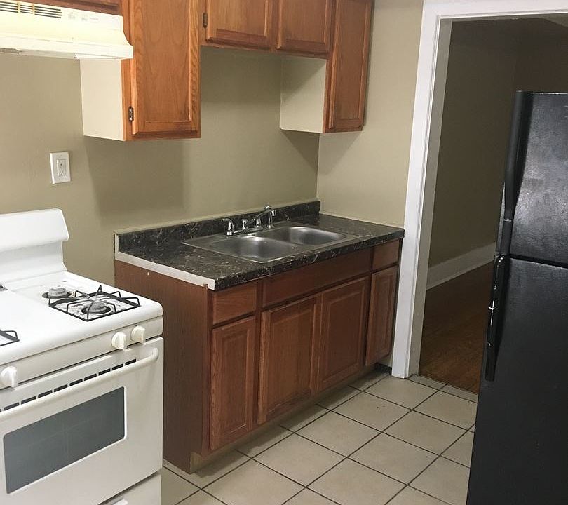 2nd image of 7736 S Colfax Ave APT 2S