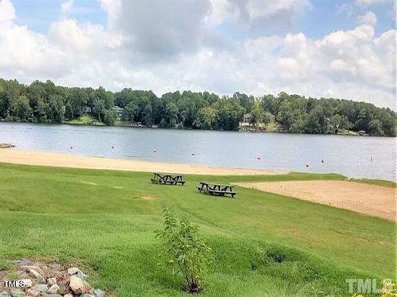 4th image of 123 Quarterhorse Dr #1636