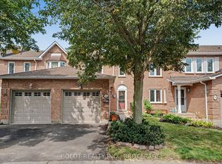 7 Davidson Blvd #12, Hamilton, ON L9H6Y7