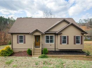 480 Morlin Acres Dr, Marshall, NC 28753