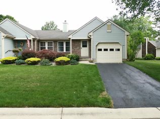 20 Bedfordshire Dr, Monroe Township, NJ 08831