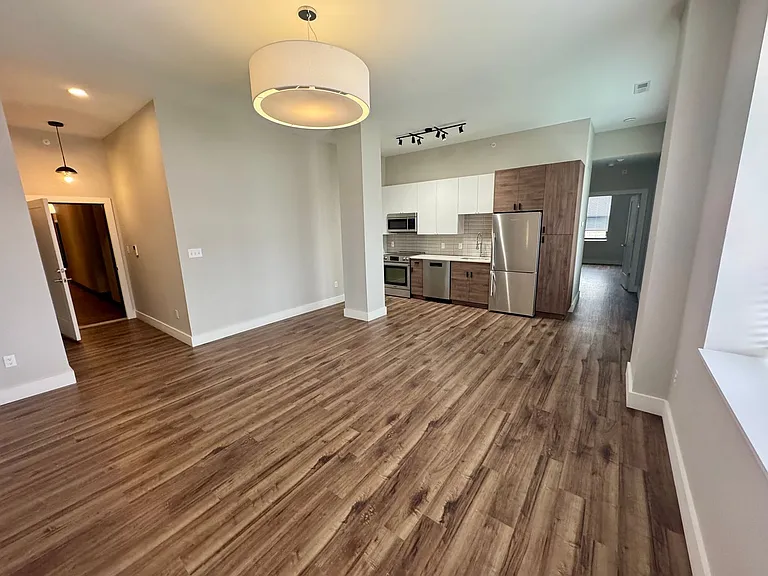 415 Debaliviere Ave — Photo 40