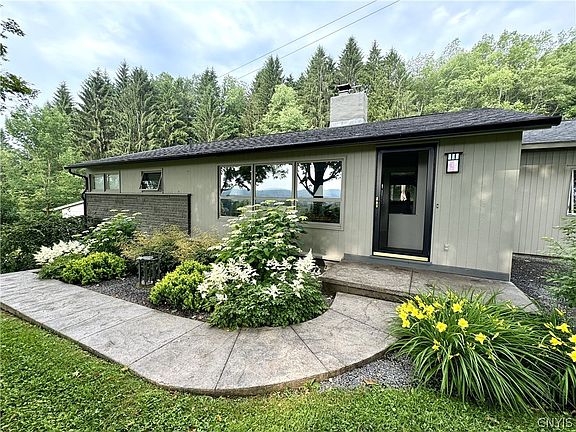 2nd image of 2729 W Hill Rd