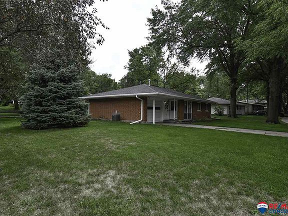 5th image of 1640 N 71st St