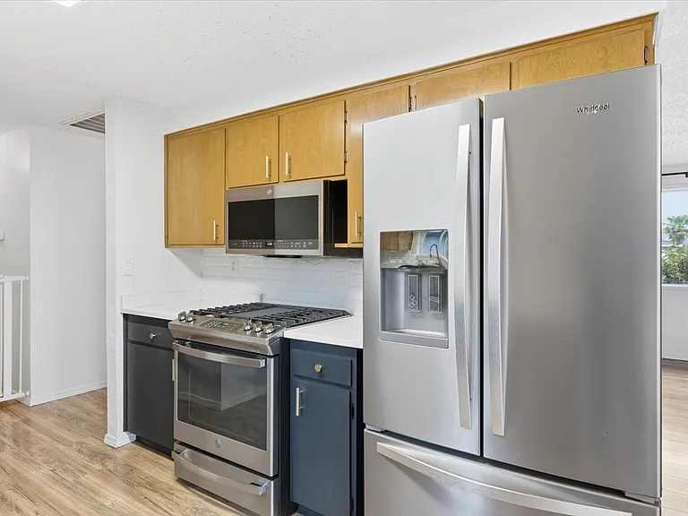 2500 Alma Dr — Photo 18