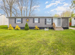 1574 W Gilford Rd, Caro, MI 48723