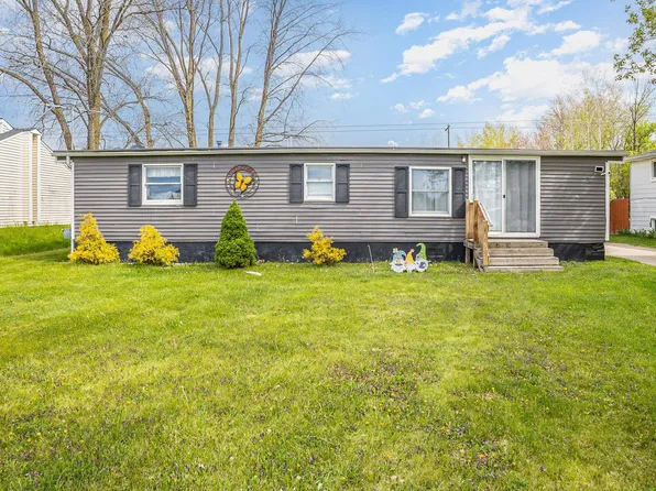 1574 W Gilford Rd, Caro, MI 48723