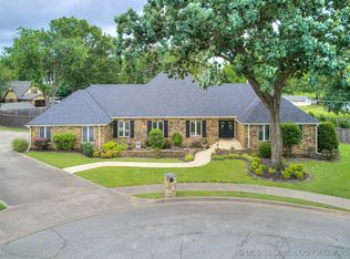 2216 Heidi Ct, Bartlesville, OK 74006