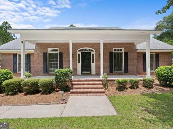 1009 Hunters Pointe Dr, Statesboro, GA 30461