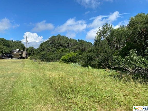 3rd image of 256 Suncrest Dr