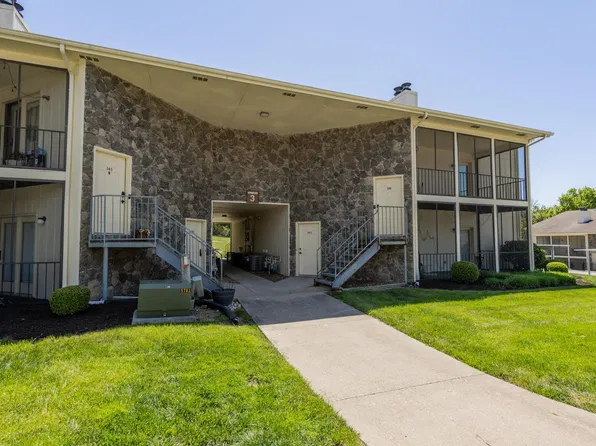 306 Park De Ville Pl, Columbia, MO 65203