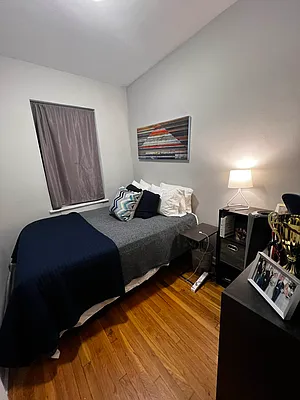 Rented by Salon Realty Corp | media 12