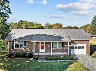 115 2nd St, Haw River, NC 27258