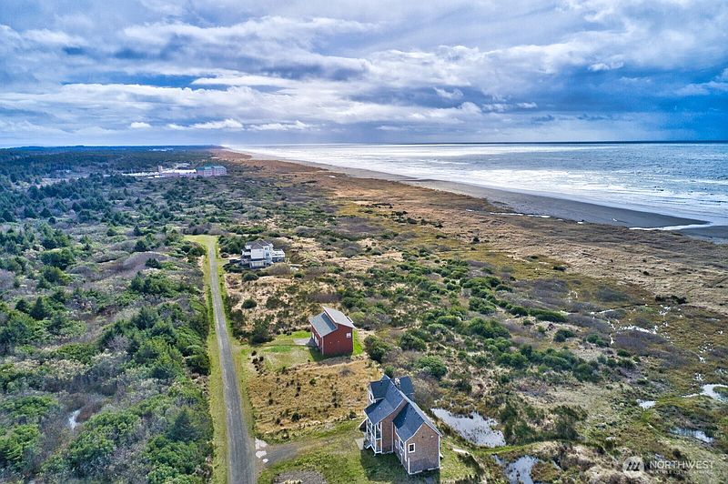 2nd image of 132 Dunes Lane