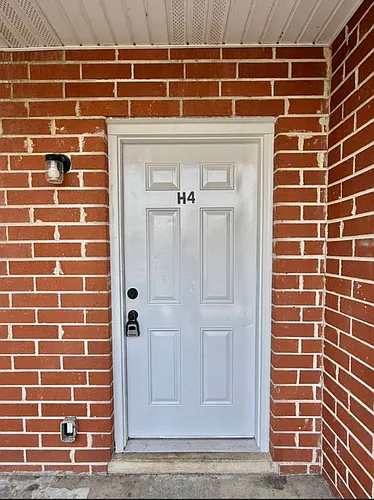 2231 Geneva Trl Photo 1