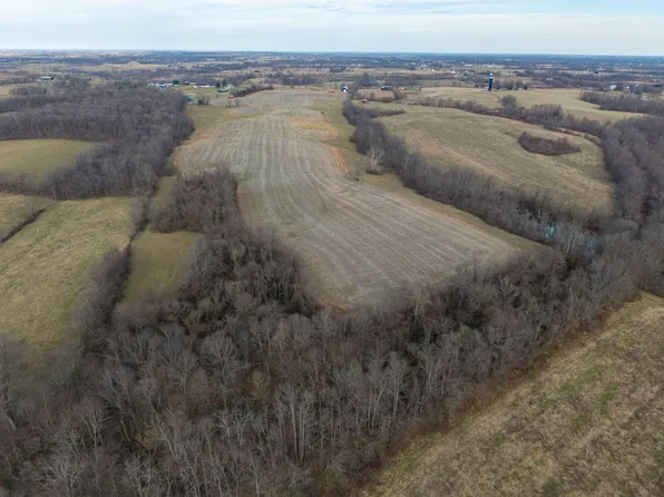 7075 Ecton Rd, Winchester, KY 40391
