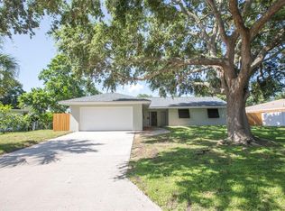 1172 36th Ave NE, Saint Petersburg, FL 33704