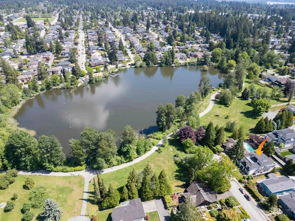 1130 Smith Ave, Coquitlam, BC V3J 2X8