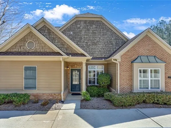 137 Glens Dr, Woodstock, GA 30188
