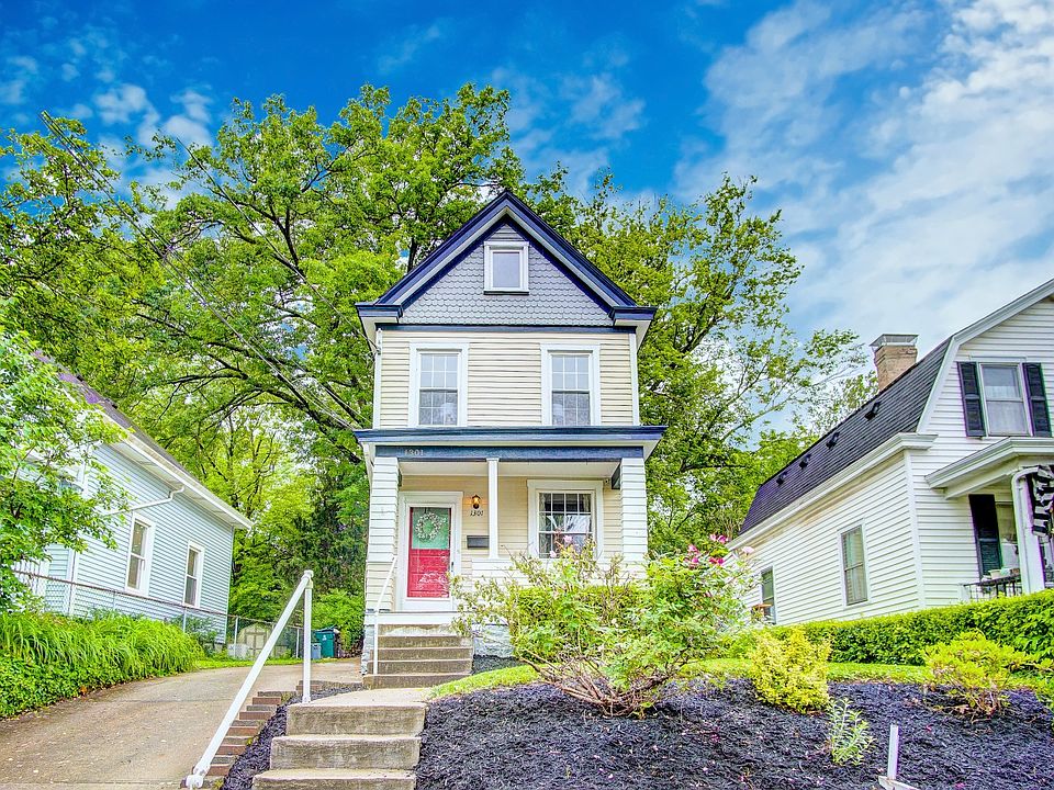 1st image of 1301 Morten St