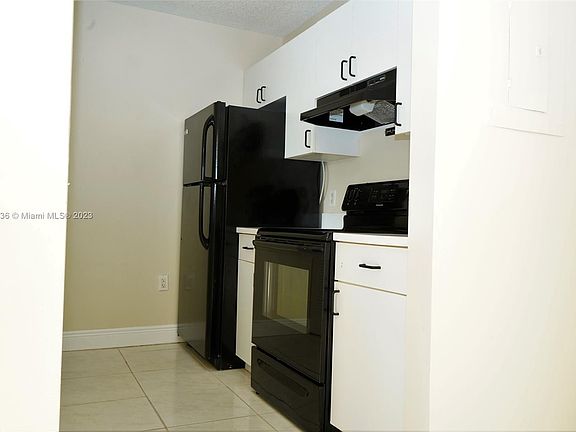 3rd image of 12136 Saint Andrews Pl APT 309