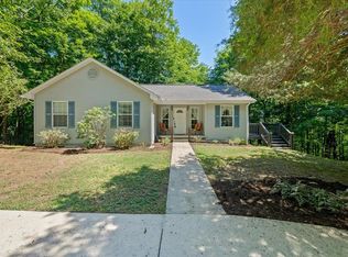 175 Black Oak Ln, Byrdstown, TN 38549