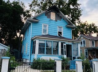 108 N Union St, Aurora, IL 60505