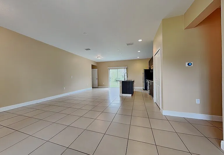 5017 SW 165th Street Rd — Photo 5
