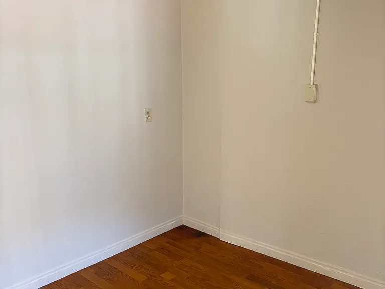 4619-23 Bancroft St #A — Photo 11