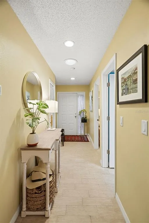 2 bed, 2.0 bath, 1320 sqft, $2,400 — Photo 4