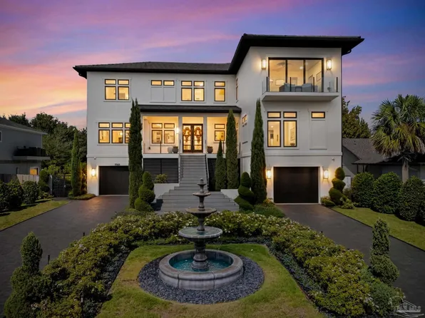 3348 Edgewater Dr, Gulf Breeze, FL 32563