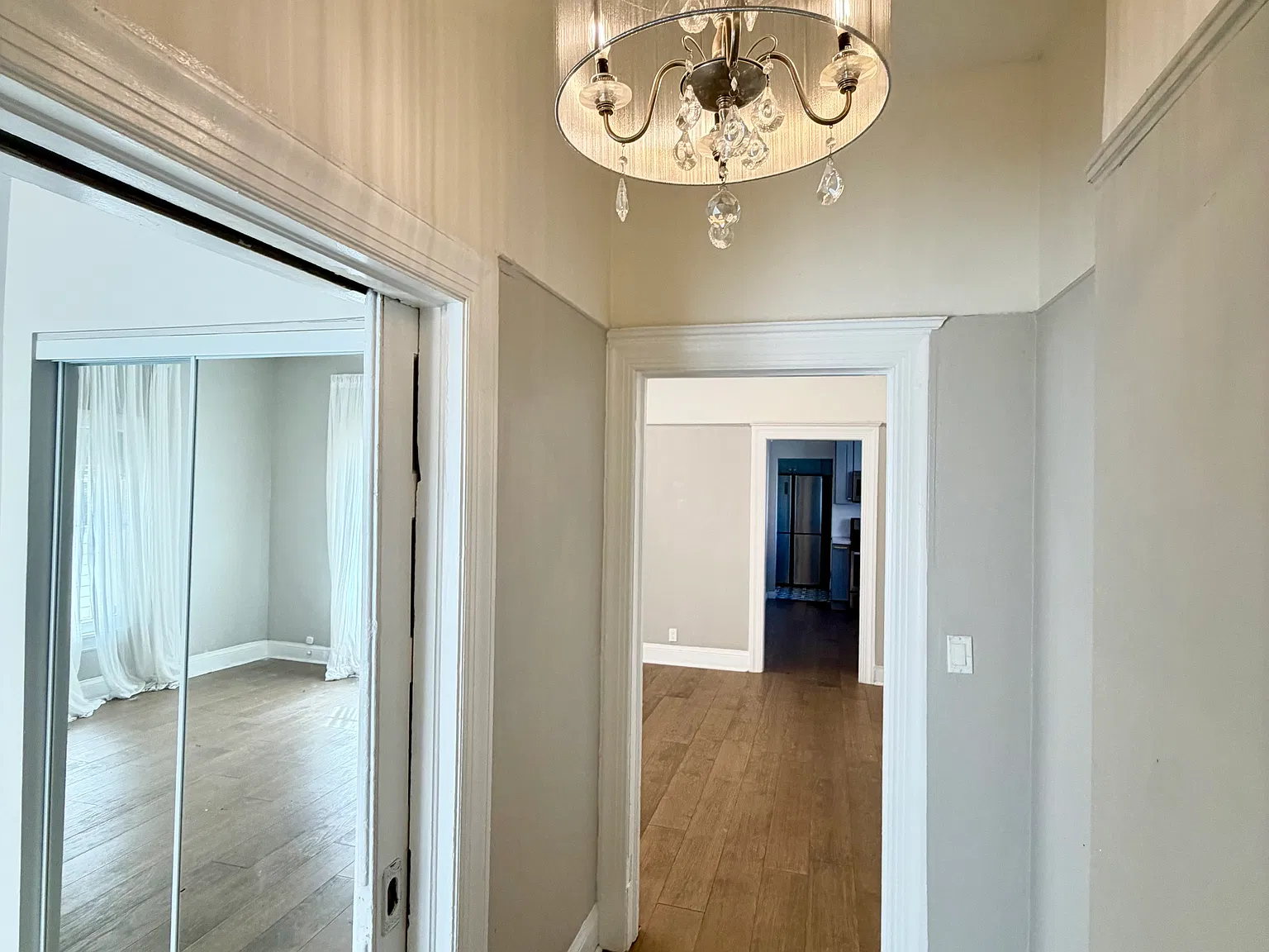 2 bed, 1120 sqft, $2,750 — Photo 2